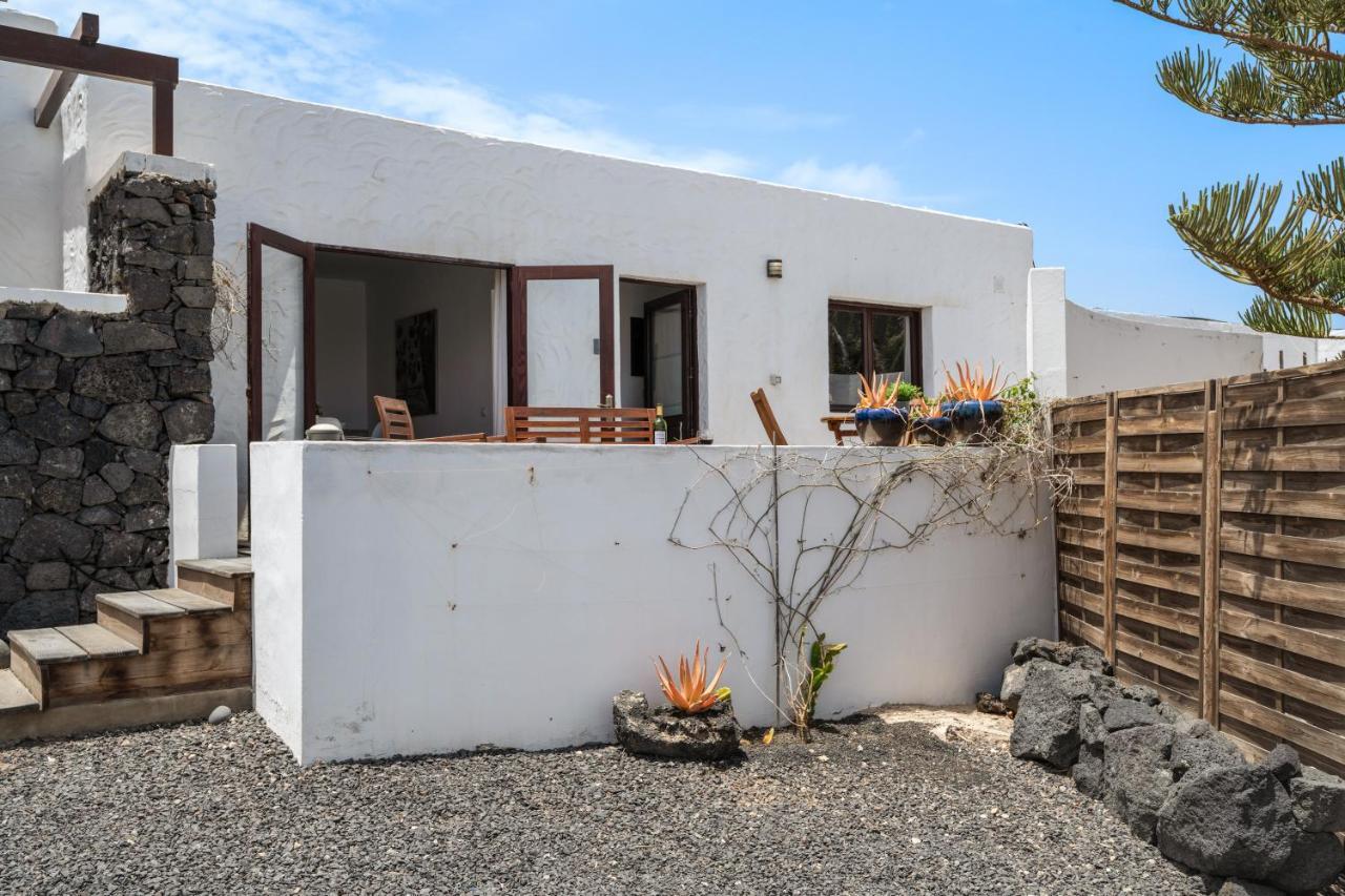 Playa Marina Eco Bungalow Arrieta Arrieta  Exterior photo